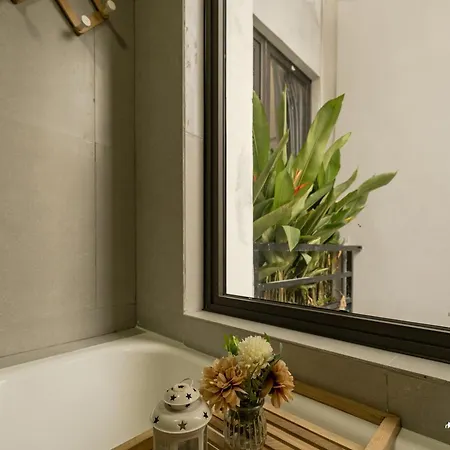Peaceful Corner In Old Quarter- Private Self Check In Home Hanoi Exterior photo